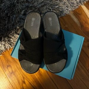 Bzees Black Wedge Shoes with Suede-like Strap Machine Washable